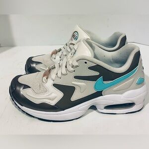 women's Nike Air Max 2 Light SE Phantom Metallic Pewter Aurora Green Size 7